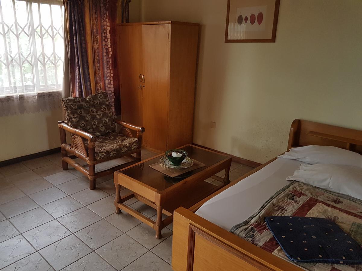 De Mod Hotel Ngleshi Amanfro Εξωτερικό φωτογραφία